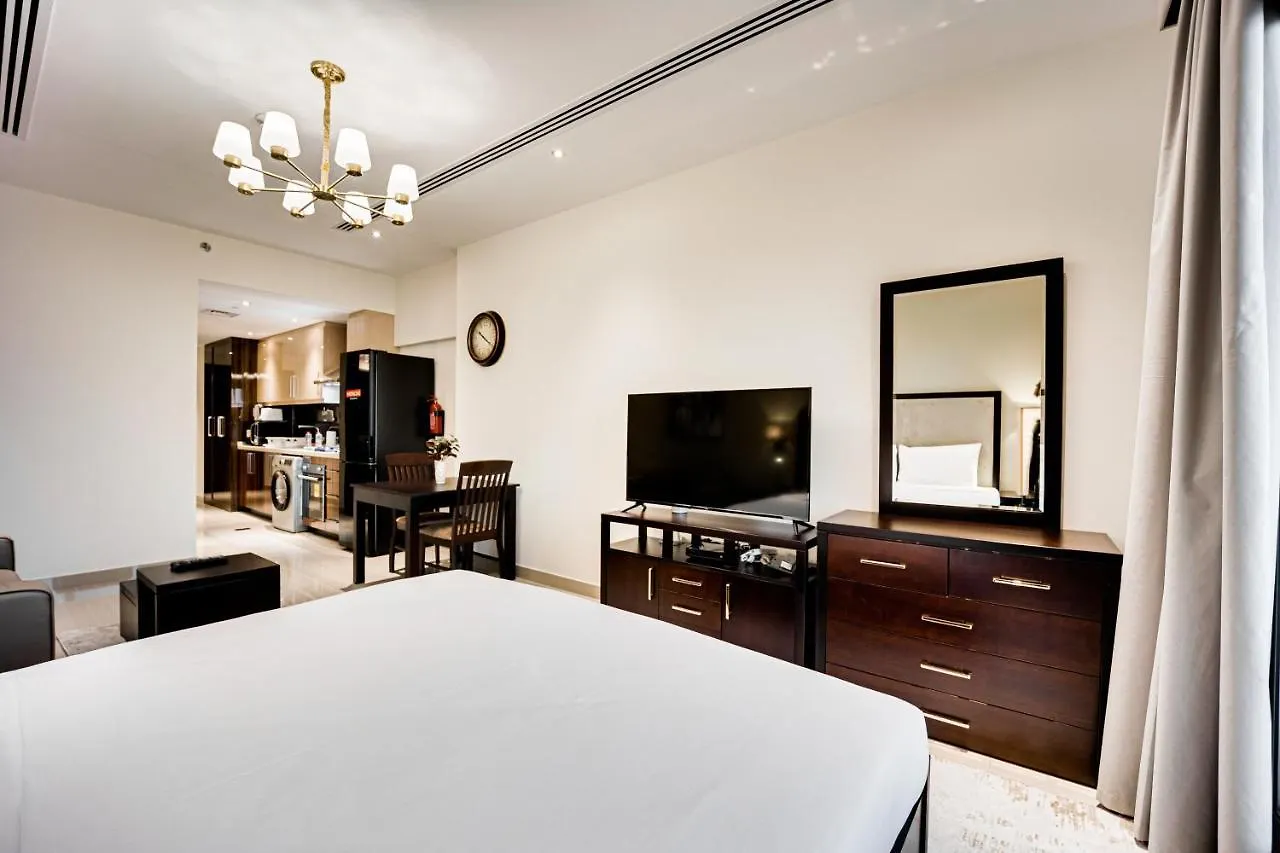 Fantastic Spacious Apartment With Panoramic Views Dubai